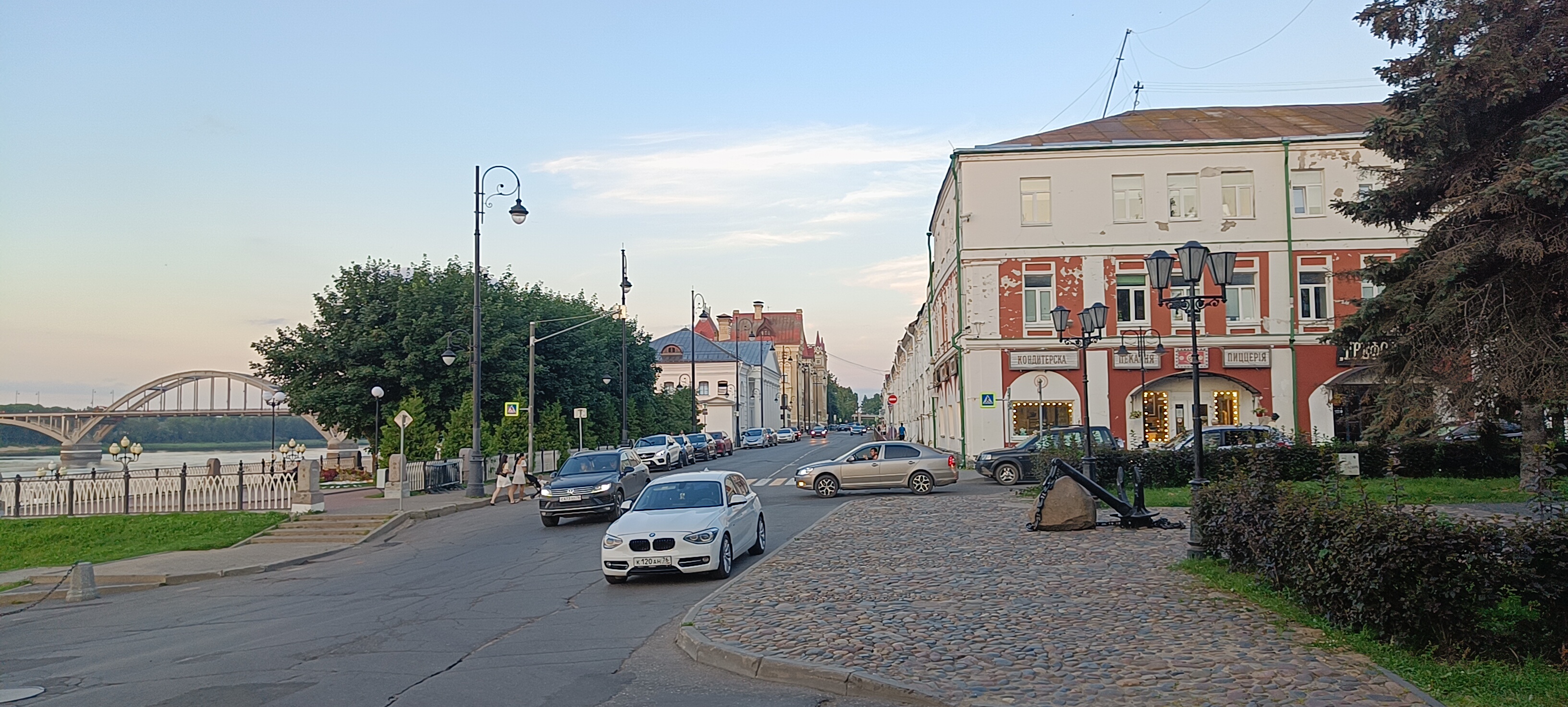 33. ÐÐ¾Ð»Ð·ÑÐºÐ°Ñ Ð½Ð°Ð±ÐµÑÐµÐ¶Ð½Ð°Ñ.